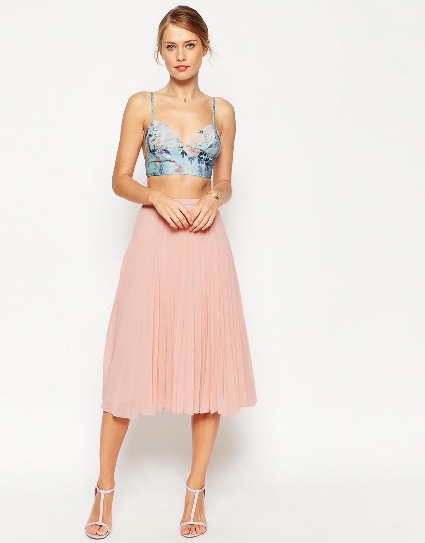 Pleated Midi Skirt Nude - length: below the knee; pattern: plain; fit: loose/voluminous; waist: high rise; predominant colour: pink; style: a-line; occasions: occasion; waist detail: narrow waistband; texture group: sheer fabrics/chiffon/organza etc.; pattern type: fabric; season: s/s 2015