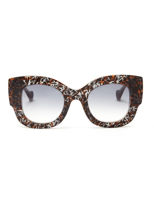 X Thierry Lasry Abstract Print Sunglasses - secondary colour: white; predominant colour: black; occasions: casual, holiday; style: novelty; size: large; material: plastic/rubber; finish: plain; pattern: patterned/print; season: a/w 2015