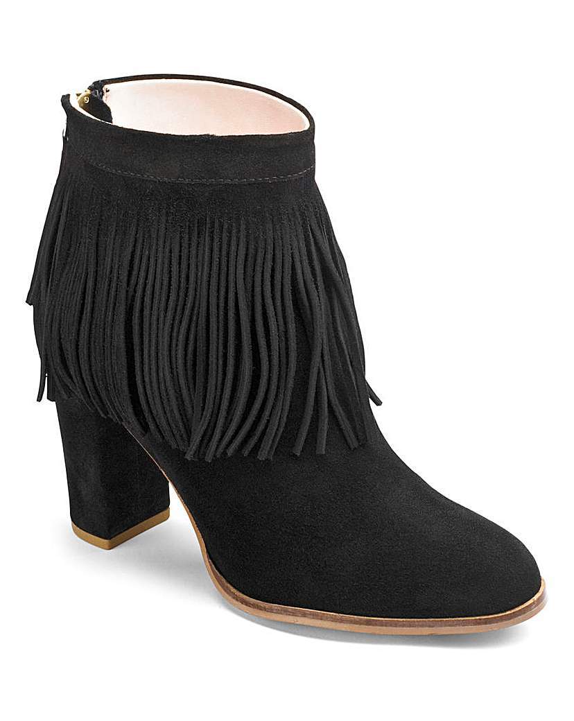 Sole Diva Suede Ankle Boots E Fit - predominant colour: black; occasions: casual, creative work; material: suede; heel height: high; embellishment: tassels; heel: block; toe: round toe; boot length: ankle boot; style: standard; finish: plain; pattern: plain; season: a/w 2015