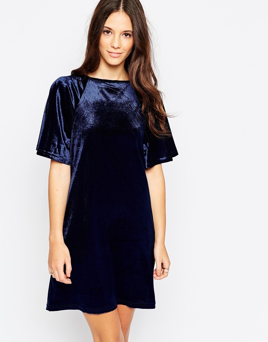 Velvet Underground Butterfly Peep Dress Navy - style: shift; pattern: plain; predominant colour: navy; occasions: evening; length: just above the knee; fit: body skimming; fibres: polyester/polyamide - 100%; neckline: crew; sleeve length: half sleeve; sleeve style: standard; pattern type: fabric; texture group: velvet/fabrics with pile; season: a/w 2015