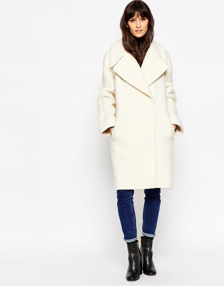 Coat In Oversized Fit With Turn Back Cuff Cream - pattern: plain; collar: wide lapels; length: mid thigh; predominant colour: ivory/cream; occasions: casual, work, creative work; fit: straight cut (boxy); style: cocoon; fibres: wool - mix; sleeve length: long sleeve; sleeve style: standard; collar break: medium; pattern type: fabric; texture group: woven bulky/heavy; season: a/w 2015