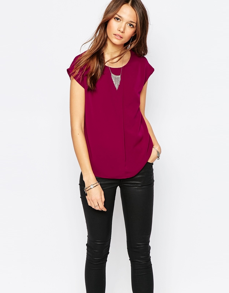 Sleeveless Top Beet Red - neckline: round neck; sleeve style: capped; pattern: plain; occasions: casual, creative work; length: standard; style: top; fibres: polyester/polyamide - 100%; fit: body skimming; sleeve length: short sleeve; texture group: sheer fabrics/chiffon/organza etc.; pattern type: fabric; predominant colour: raspberry; season: a/w 2015; wardrobe: highlight