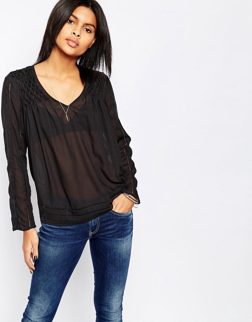 Nor Blouse With Gathered Shoulder Detail 982antracite - neckline: v-neck; pattern: plain; predominant colour: black; occasions: casual; length: standard; style: top; fibres: polyester/polyamide - 100%; fit: body skimming; sleeve length: long sleeve; sleeve style: standard; texture group: sheer fabrics/chiffon/organza etc.; pattern type: fabric; season: s/s 2016; wardrobe: basic