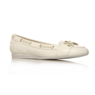 White Clarence3 Flat Shoes - predominant colour: white; material: faux leather; heel height: flat; toe: round toe; style: ballerinas / pumps