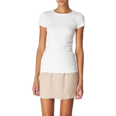 Classic T Shirt - neckline: round neck; pattern: plain; waist detail: fitted waist; style: t-shirt; predominant colour: white; occasions: casual; length: standard; fibres: cotton - mix; material texture: jersey; fit: tailored/fitted; trends: white; sleeve length: short sleeve; sleeve style: standard; pattern type: fabric; pattern size: standard; texture group: jersey - stretchy/drapey