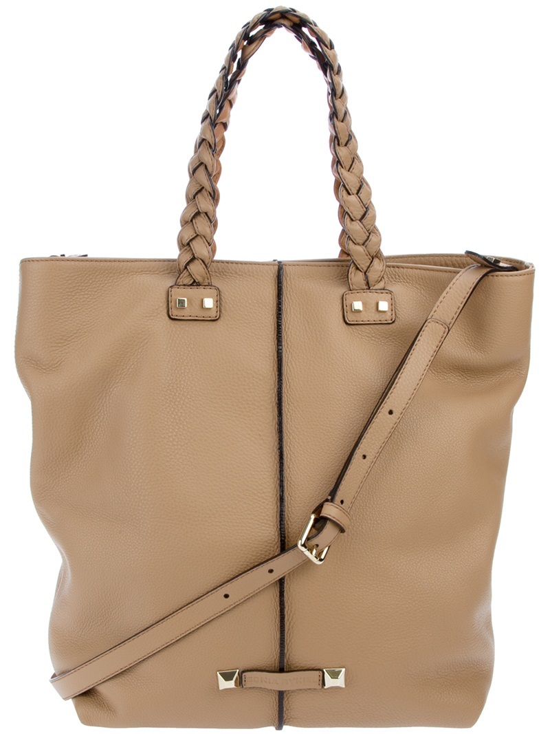 'Boston' Tote - predominant colour: camel; style: tote; length: handle; size: oversized; material: leather; pattern: plain