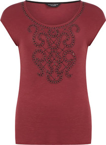 Fig Stud Front T Shirt - neckline: round neck; sleeve style: capped; bust detail: added detail/embellishment at bust; style: t-shirt; predominant colour: true red; occasions: casual; length: standard; fibres: cotton - 100%; fit: body skimming; sleeve length: short sleeve; texture group: jersey - clingy; pattern: patterned/print; embellishment: studs