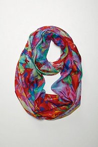 Bold Hues Loop - occasions: casual, evening, work, holiday; predominant colour: multicoloured; type of pattern: heavy; style: snood; size: standard; material: fabric; pattern: florals