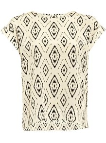 Sorcha Crepe Tee In Black And White - sleeve style: capped; style: t-shirt; predominant colour: white; occasions: casual, evening, work; length: standard; fibres: silk - 100%; fit: straight cut; neckline: crew; sleeve length: short sleeve; texture group: silky - light; trends: statement prints; pattern type: fabric; pattern size: standard; pattern: patterned/print