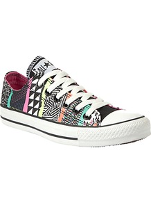 Chuck Taylor All Stars Hyperculture Print Trainers, Multi - occasions: casual; predominant colour: multicoloured; material: fabric; heel height: flat; toe: round toe; style: trainers; trends: modern geometrics; finish: plain; pattern: horizontal stripes