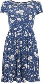 Blue And White Daisy Print Cap Sleeve Skater Dress - neckline: round neck; predominant colour: denim; occasions: casual, holiday; length: just above the knee; fit: fitted at waist & bust; style: fit & flare; fibres: viscose/rayon - stretch; hip detail: soft pleats at hip/draping at hip/flared at hip; sleeve length: short sleeve; sleeve style: standard; pattern type: fabric; pattern size: standard; pattern: florals; texture group: other - stretchy