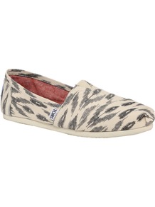 Grey Ikat Flat Shoes - secondary colour: ivory; predominant colour: mid grey; occasions: casual; material: fabric; heel height: flat; toe: round toe; style: ballerinas / pumps; finish: plain; pattern: patterned/print