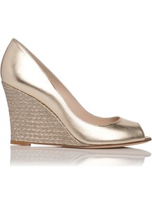 Estela Metallic Leather Peep Toe Wedge Gold Soft Gold - predominant colour: gold; occasions: evening, occasion, holiday; material: leather; heel height: high; heel: wedge; toe: open toe/peeptoe; style: courts; trends: metallics; finish: metallic; pattern: plain