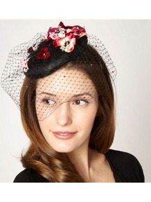 Designer Black Flower And Gem Fascinator - secondary colour: hot pink; predominant colour: black; occasions: evening, occasion; type of pattern: large; style: fascinator; size: small; material: macrame/raffia/straw; pattern: florals; embellishment: corsage