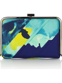 Tinae Printed Clutch - predominant colour: navy; secondary colour: turquoise; occasions: evening, occasion, holiday; type of pattern: heavy; style: clutch; length: hand carry; size: small; material: fabric; trends: statement prints; finish: plain; pattern: patterned/print
