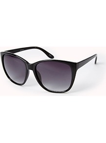 F0345 D Frame Sunglasses - predominant colour: black; occasions: casual, holiday; style: d frame; size: standard; material: plastic/rubber; pattern: plain; finish: plain