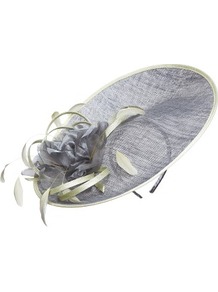 Zinc And Apple Hatinator - secondary colour: pistachio; predominant colour: mid grey; occasions: evening, occasion; type of pattern: light; style: fascinator; size: standard; material: macrame/raffia/straw; embellishment: feather; pattern: plain