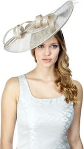 Oyster Saucer Fascinator - predominant colour: ivory; occasions: evening, occasion; type of pattern: small; style: fascinator; size: large; material: macrame/raffia/straw; pattern: plain; trends: sculptural frills