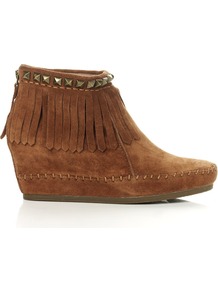 Squaw Camel Boot - predominant colour: tan; occasions: casual, evening; material: suede; heel height: mid; heel: wedge; toe: round toe; boot length: ankle boot; style: standard; finish: plain; pattern: plain; embellishment: fringing