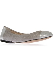 Fawna - predominant colour: stone; occasions: casual, evening, work; material: leather; heel height: flat; embellishment: quilted; toe: round toe; style: ballerinas / pumps; finish: plain; pattern: two-tone