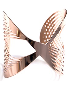 Infinity Cut Out Cuff - predominant colour: gold; occasions: evening, work, occasion, holiday; style: cuff; size: large/oversized; material: chain/metal; trends: metallics; finish: metallic