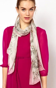 Safaria Long Scarf - predominant colour: ivory; secondary colour: blush; occasions: casual, evening, work; type of pattern: light; style: regular; size: standard; material: silk; pattern: patterned/print