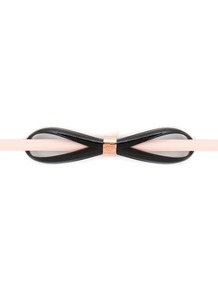 Drewry Skinny Bow Belt, Nude - predominant colour: nude; secondary colour: black; occasions: casual, evening, work, occasion; type of pattern: standard; style: classic; size: skinny; worn on: waist; material: leather; finish: plain; pattern: colourblock; embellishment: bow