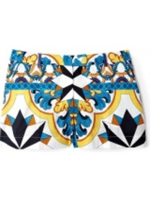 Tile Print Cotton Poplin Shorts Philosophy Di Alberta Fer - style: shorts; pocket detail: pockets at the sides; length: short shorts; waist: mid/regular rise; occasions: casual, evening, holiday; fibres: cotton - stretch; waist detail: narrow waistband; predominant colour: multicoloured; texture group: cotton feel fabrics; trends: statement prints, modern geometrics; fit: straight leg; pattern type: fabric; pattern size: big & busy; pattern: patterned/print
