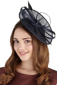 Painters Palette Mesh Headband - predominant colour: navy; occasions: evening, occasion; type of pattern: standard; style: fascinator; size: large; material: macrame/raffia/straw; embellishment: bow; pattern: plain; trends: sculptural frills